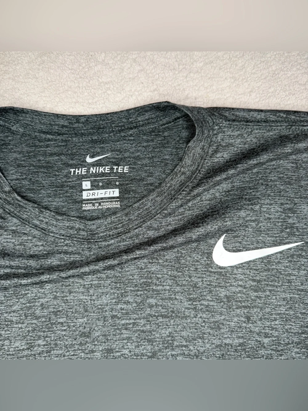 Nike Mens Size Large Dri-FIT Training T-Shirt Gray Short Sleeve Athletic